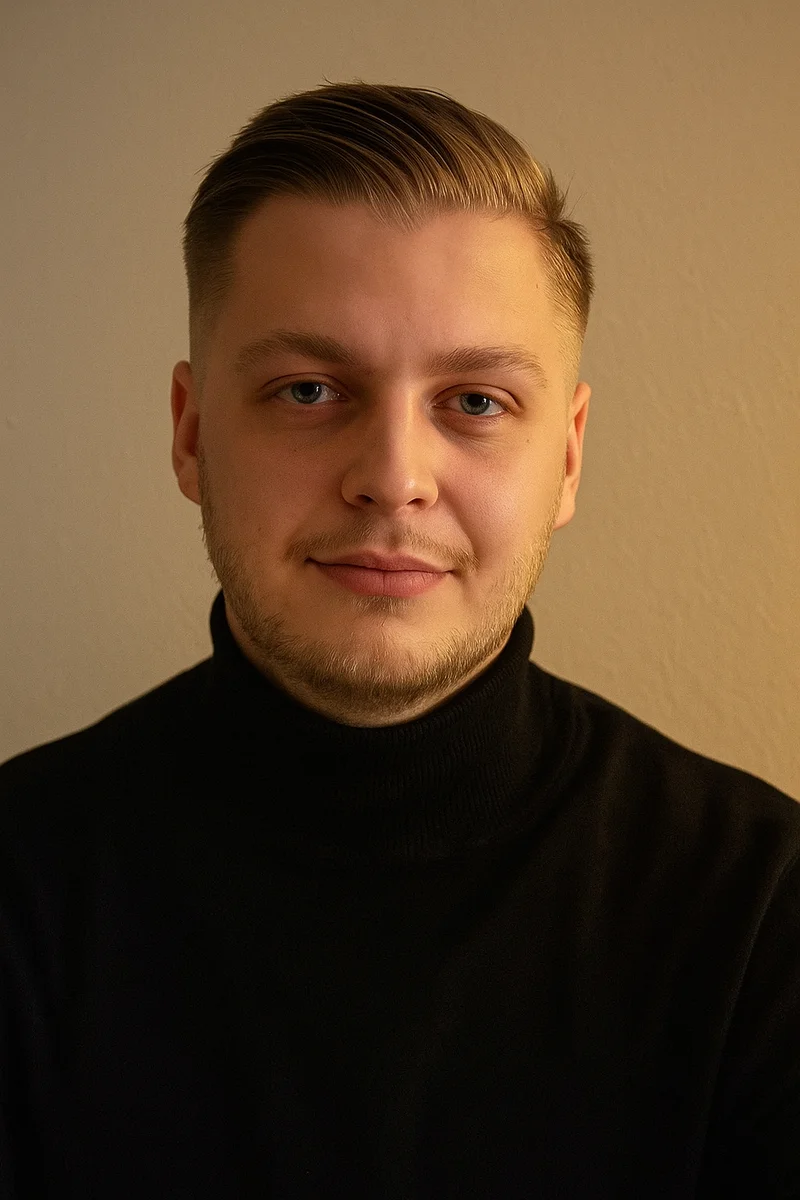 Portrait du fondateur de PixiaWeb, développeur web à Nancy
